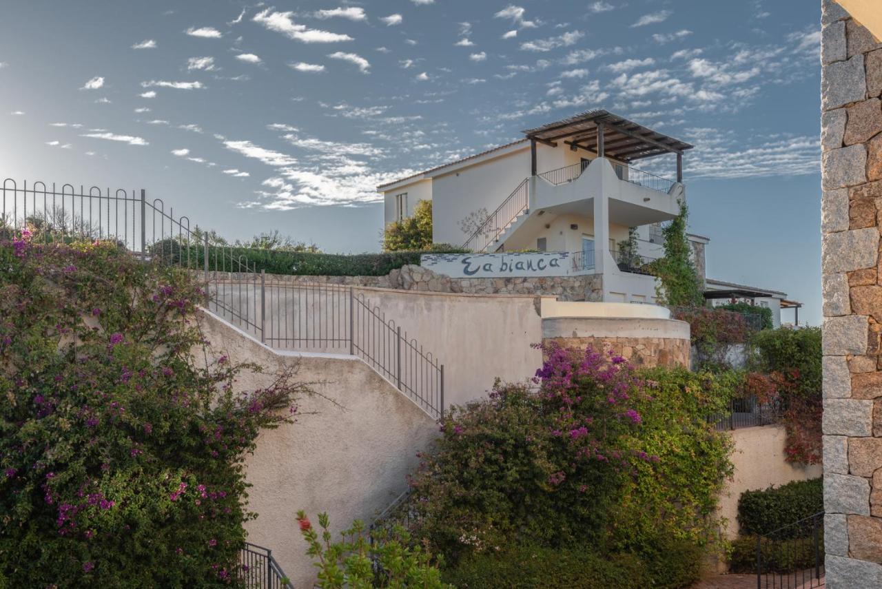 Residence Ea Bianca Baja Sardinia Exterior photo